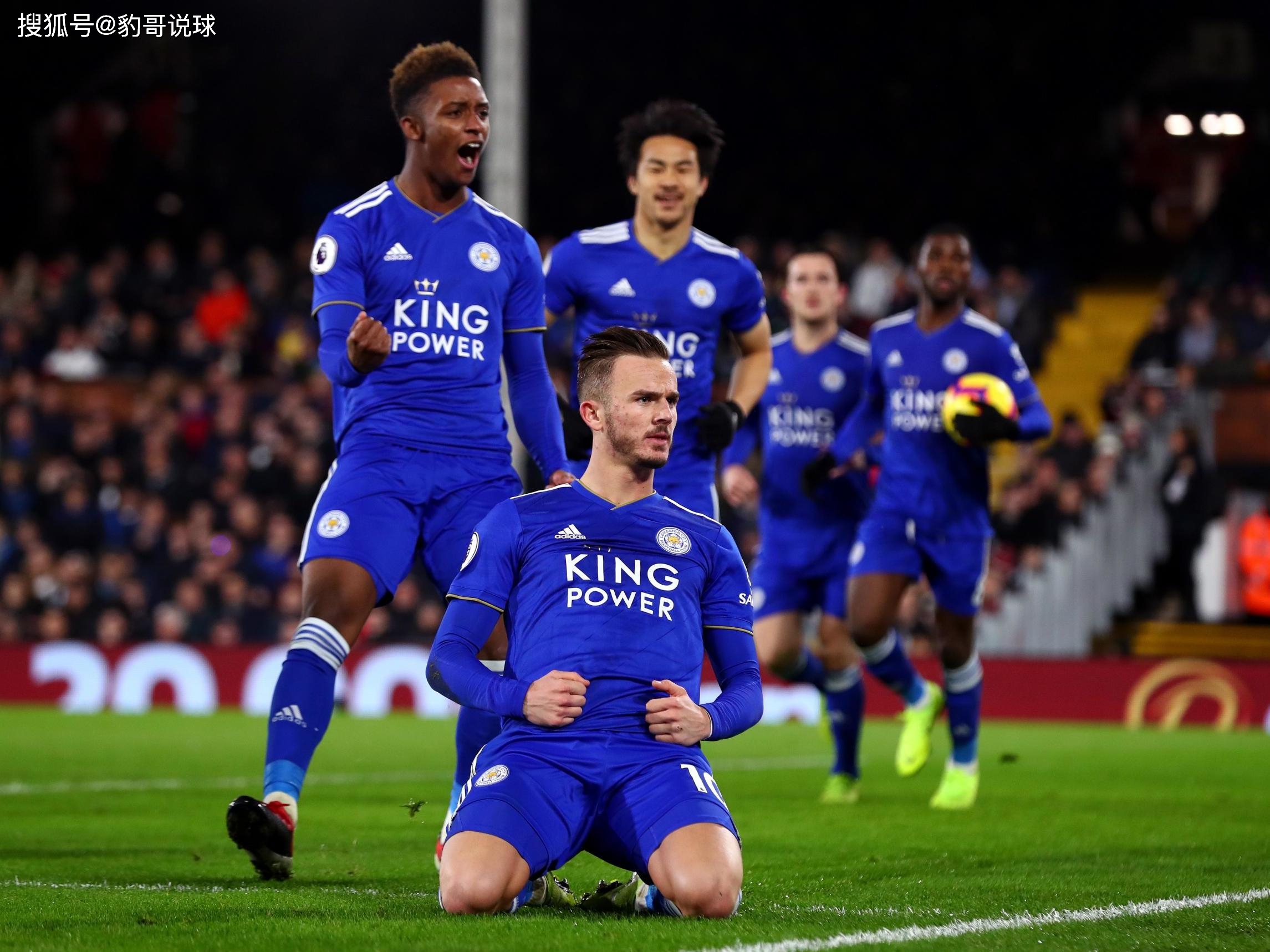 他在球场上 他在球场上